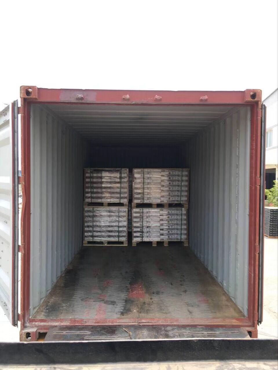 containers of vinyl flooring shipping to thailand